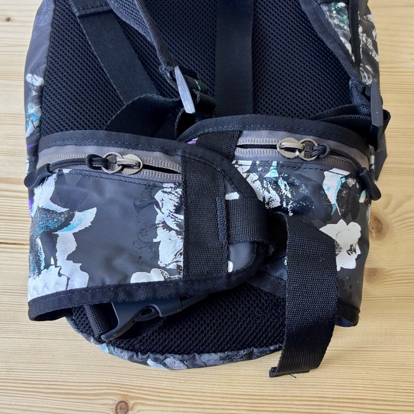 adidas by stella mccartney convertible backpack Bumbag No matter where daily life takes you Adidas Stella McCartney Convertible Bum
